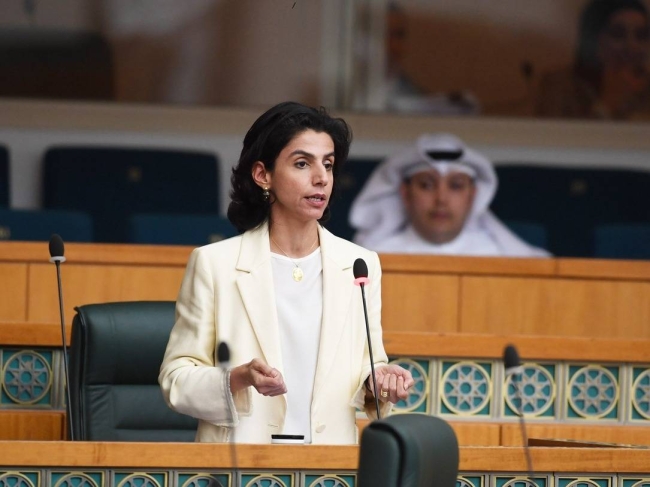 Al-Khalid interroge le ministre de la Santé sur le travail des autorités sanitaires à l’étranger